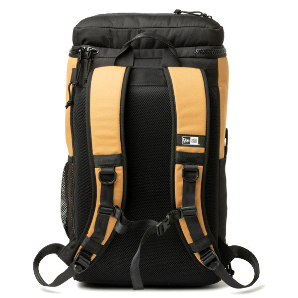 ボックスパック 32L プリントロゴ ライトブロンズ