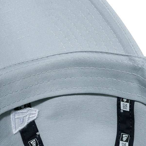 カジュアルクラシック Flag and Wordmark スノーグレー
