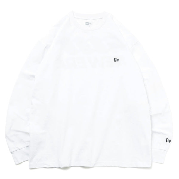 長袖 オーバーサイズド ユーティリティー パフォーマンス Tシャツ ホワイト