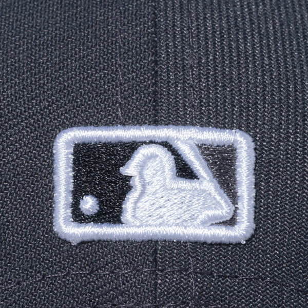 Youth 9FIFTY SHADOW ニューヨーク・ヤンキース ダークグラファイト ブラックバイザー