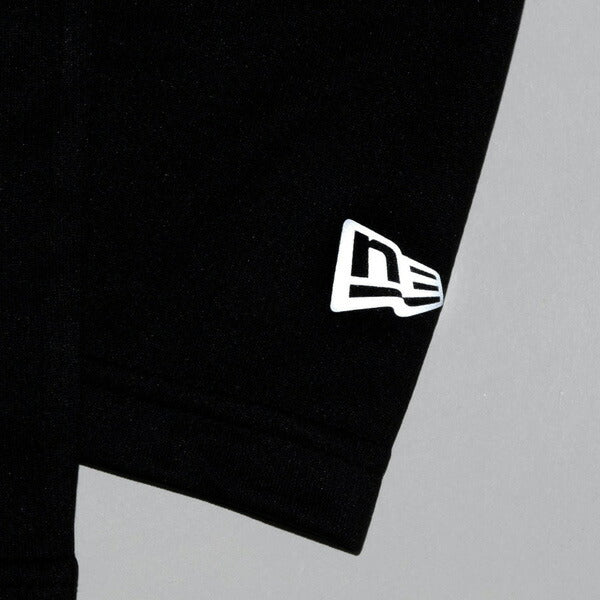 長袖 テック Tシャツ Vertical Dot Logo ブラック