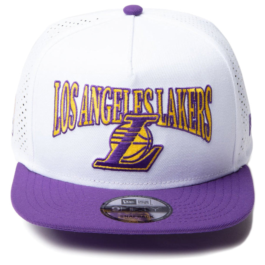 9FIFTY A-Frame NBA 2-Tone ロサンゼルス・レイカーズ ホワイト トゥルーパープルバイザー