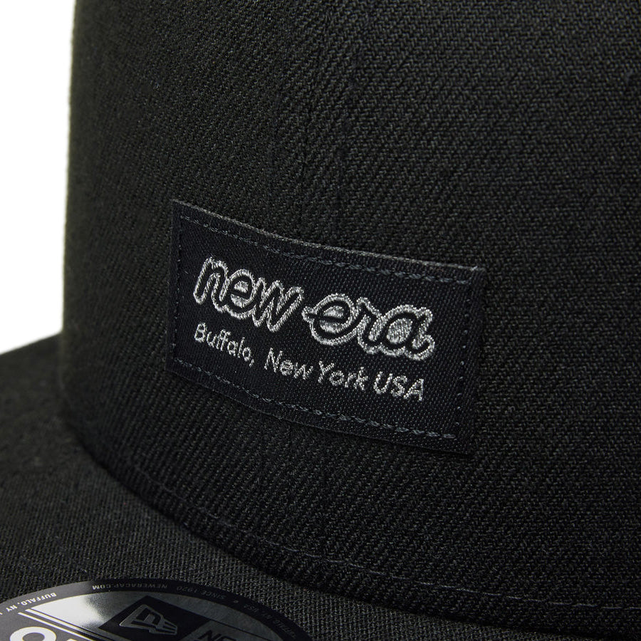 9FIFTY Metal Flag ウーブンパッチ ブラック × シルバー