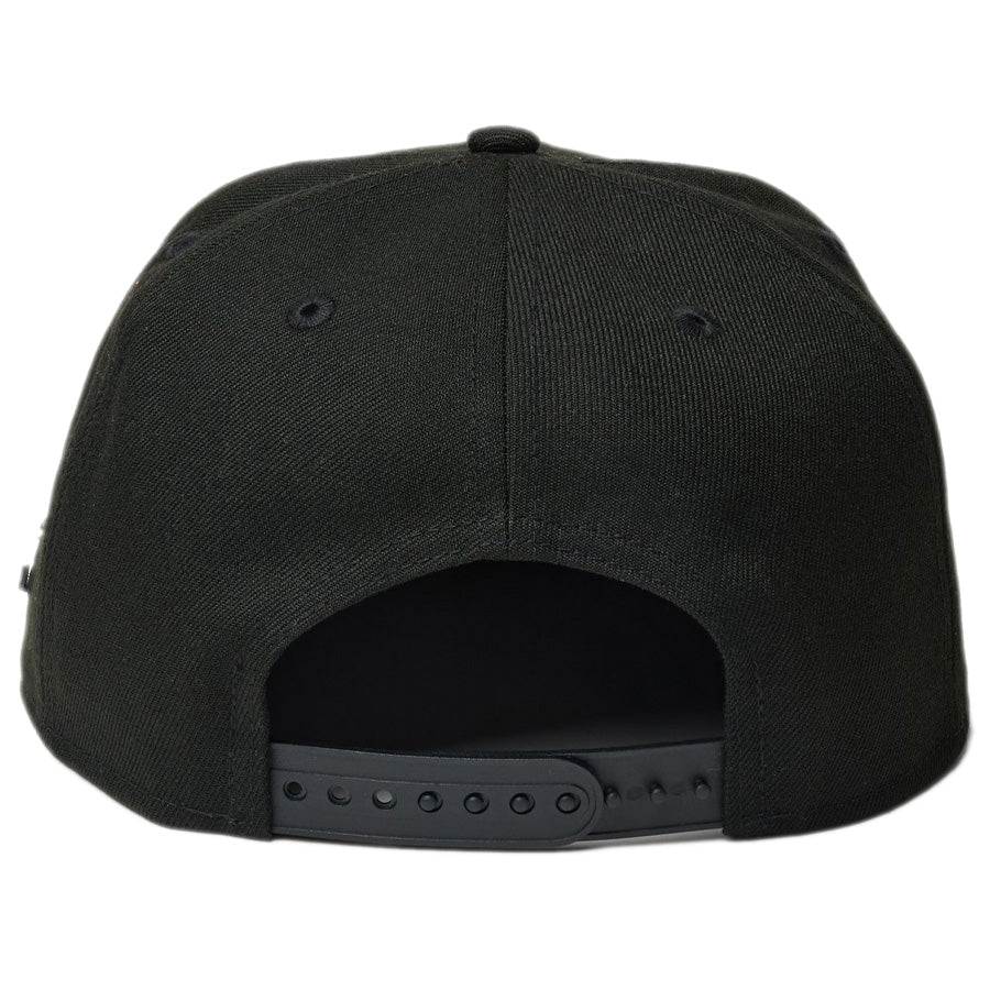 9FIFTY Metal Flag ウーブンパッチ ブラック × シルバー
