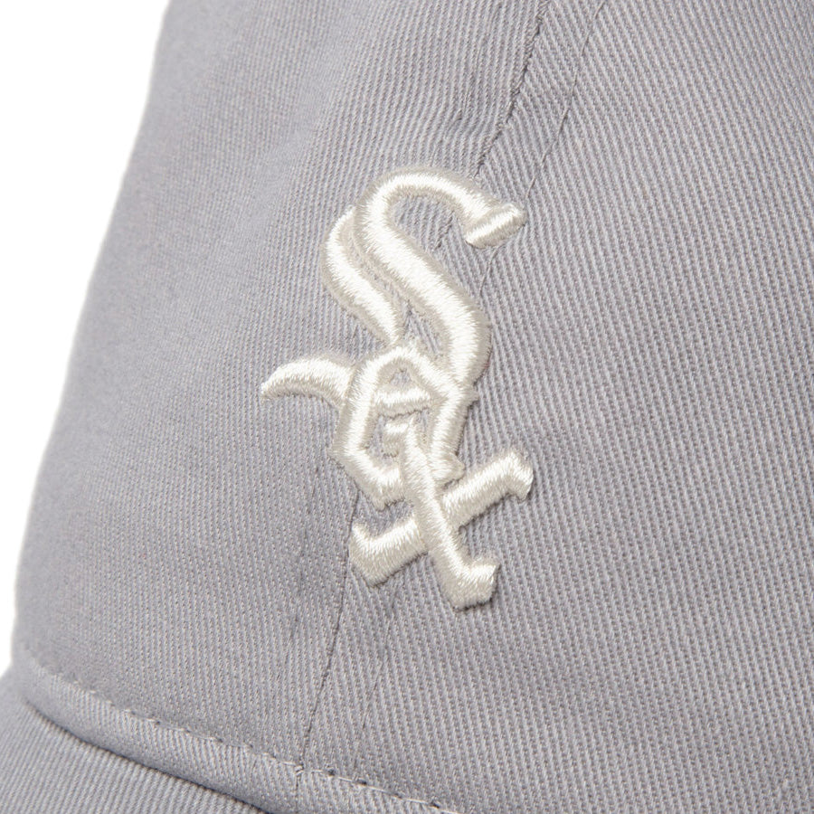 9TWENTY Khaki Sweat Band シカゴ・ホワイトソックス グレー カーキスウェットバンド