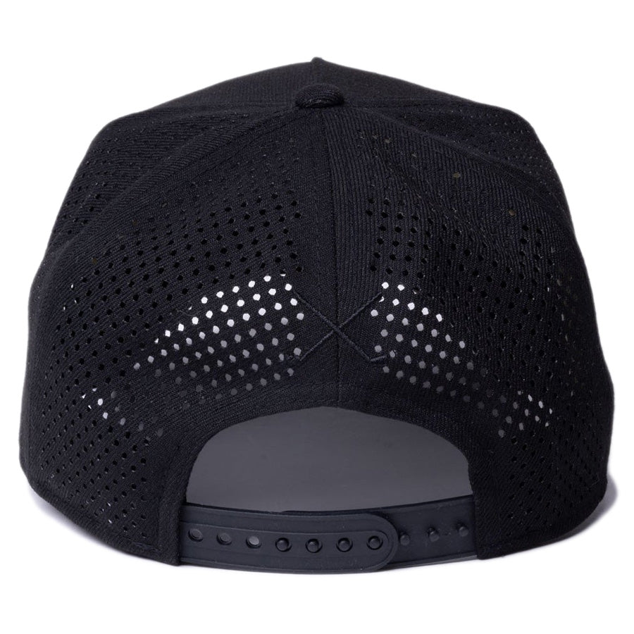 【ゴルフ】9FORTY A-Frame Laser Perforated ボックスロゴ ブラック