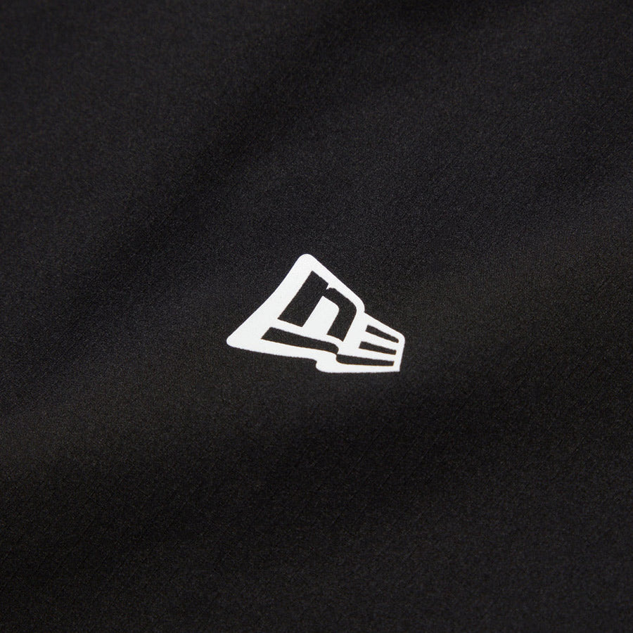 長袖 ユーティリティー ピステ Wordmark ブラック 【ニューエラアウトドア】