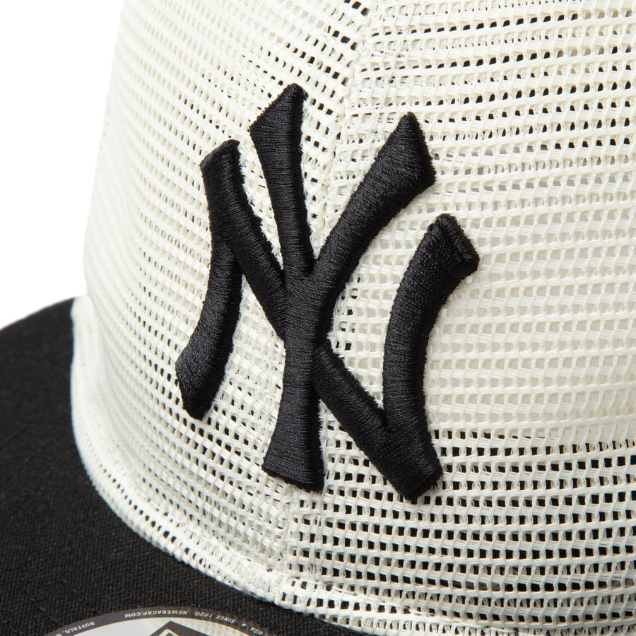 Youth 9FIFTY トラッカー All Mesh ニューヨーク・ヤンキース クローム ブラックバイザー