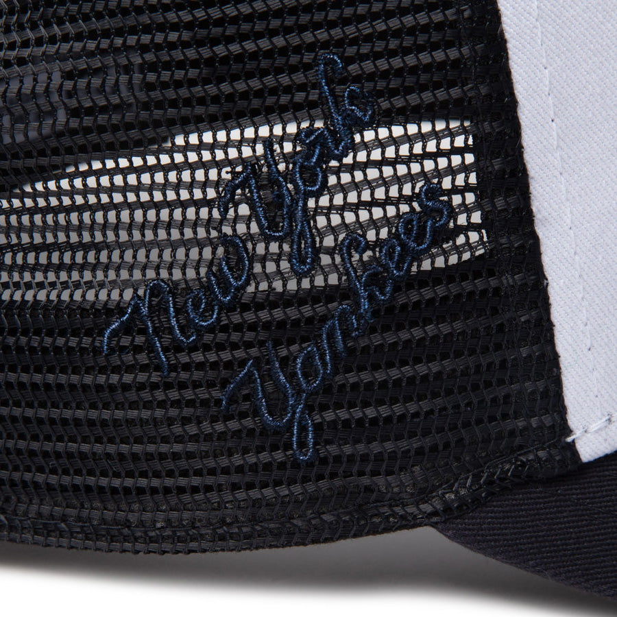 Youth 9FORTY A-Frame トラッカー MLB Mesh Embroidery ニューヨーク・ヤンキース ホワイト/ネイビー