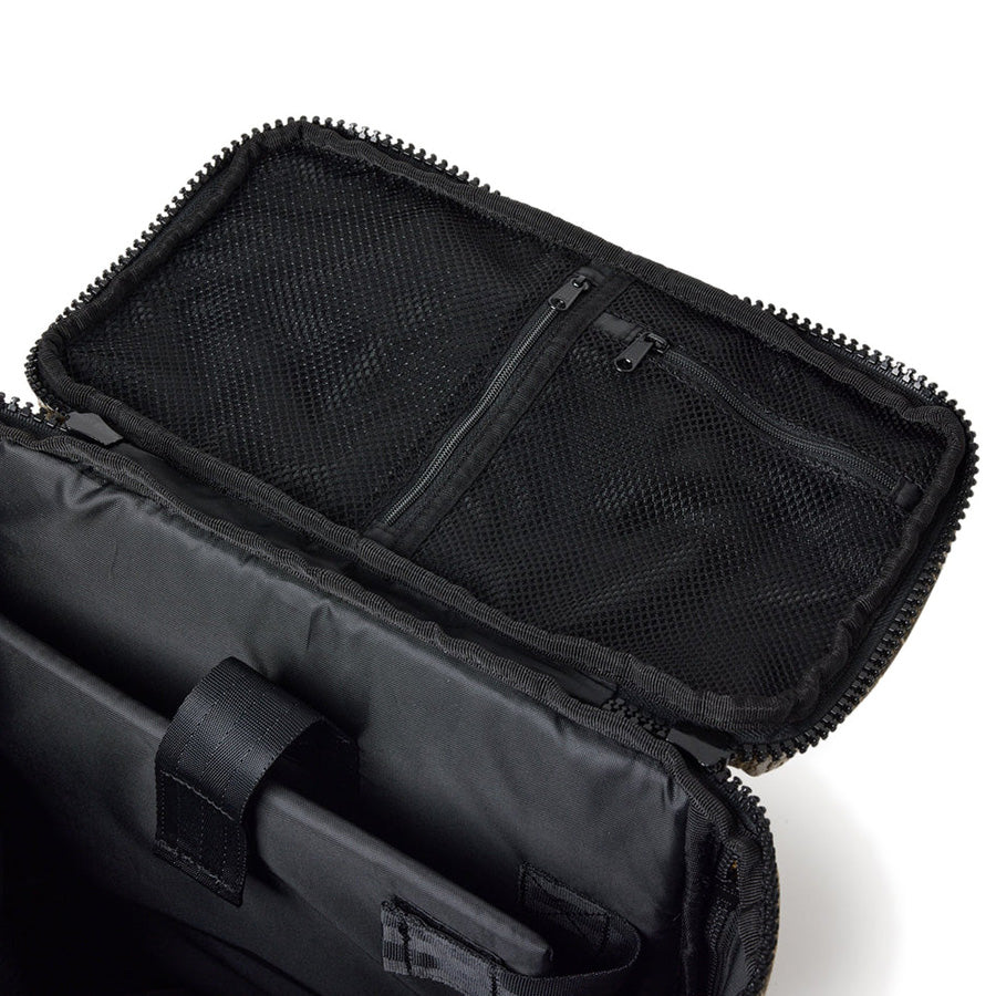 ボックスパック 32L プリントロゴ リアルツリーカモ