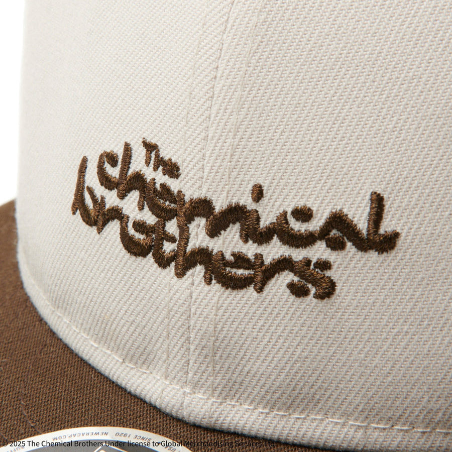 RC 9FIFTY The Chemical Brothers Born In The Echoes ストーン ウォルナットバイザー