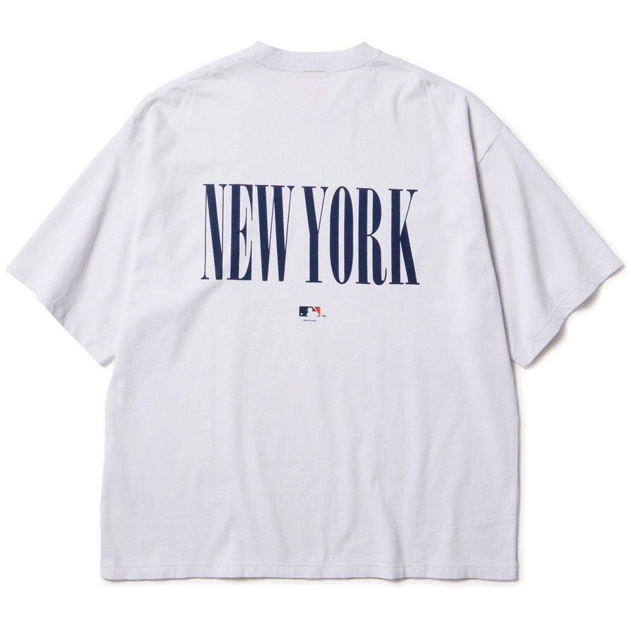 半袖 オーバーサイズド コットン Tシャツ GORO NAKATSUGAWA(min-nano)ニューヨーク・ヤンキース ホワイト