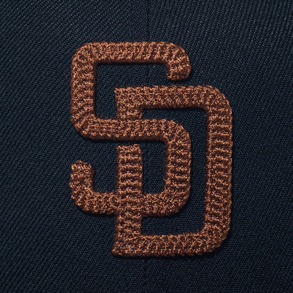 59FIFTY St. Valentine's Day サンディエゴ・パドレス ブラック/ウォルナット レイヤードバイザー