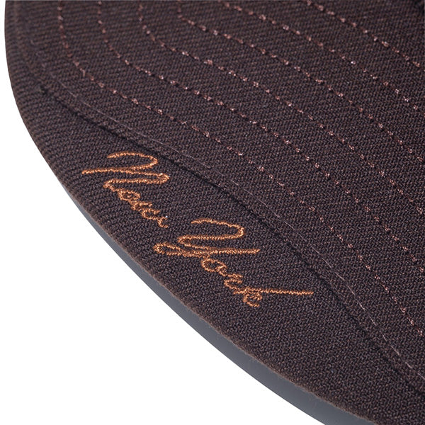 59FIFTY St. Valentine's Day ニューヨーク・ヤンキース バーントウッド レイヤードバイザー