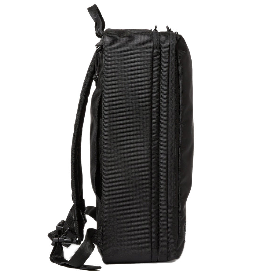 【アーバン ユーティリティ コレクション】スリーウェイ ブリーフバッグ 26L ブラック