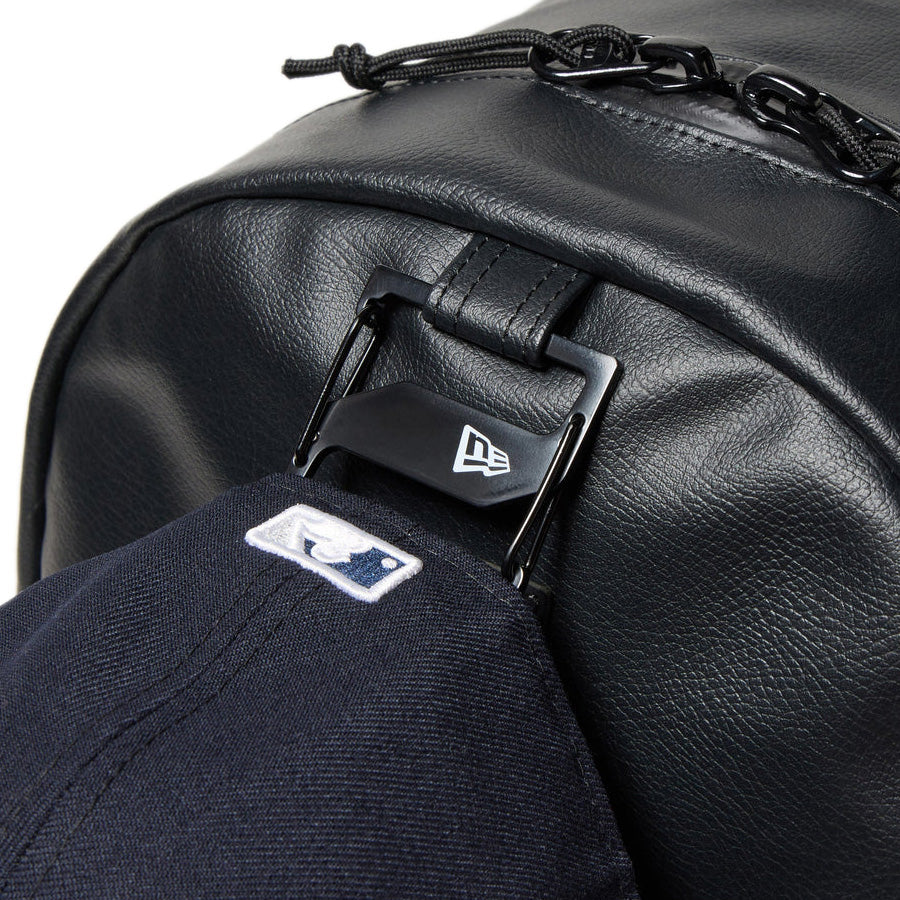 ライトパック 27L シンセティックレザー ブラック