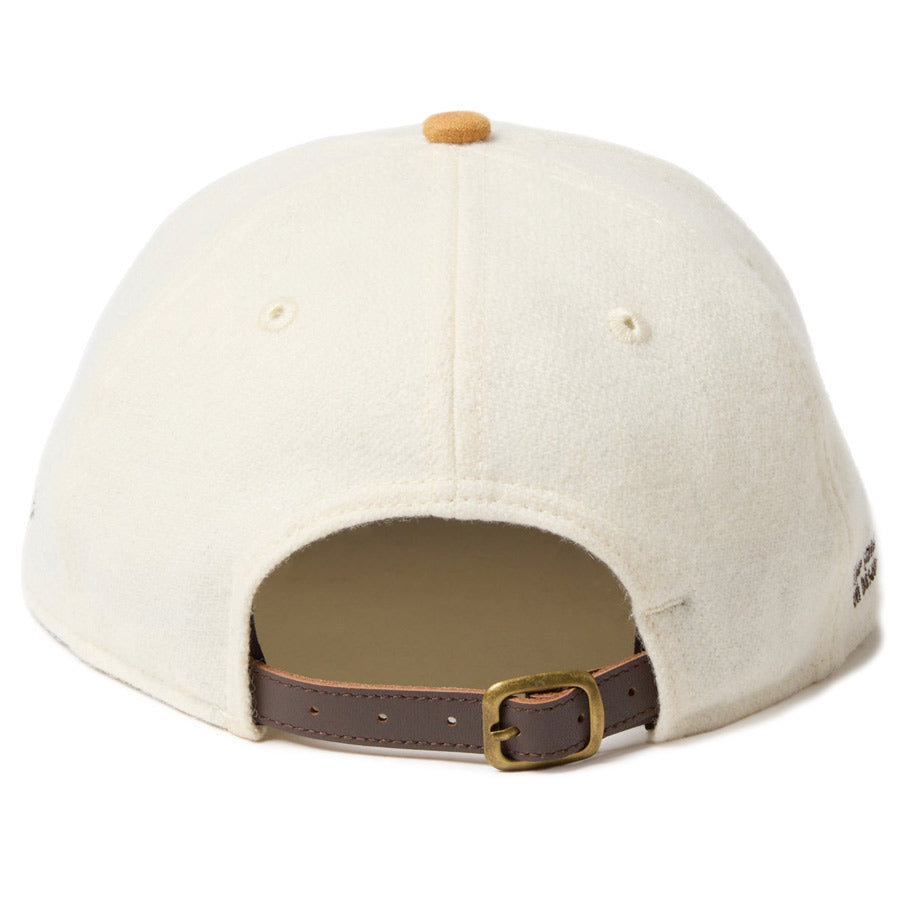 RC 9FIFTY ニューヨーク・ヤンキース オフホワイト マスタードスウェードバイザー