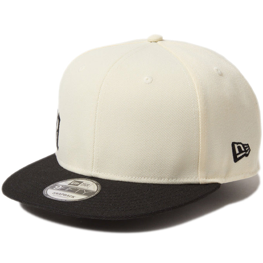 9FIFTY Essential オールドイングリッシュロゴ クローム ブラックバイザー