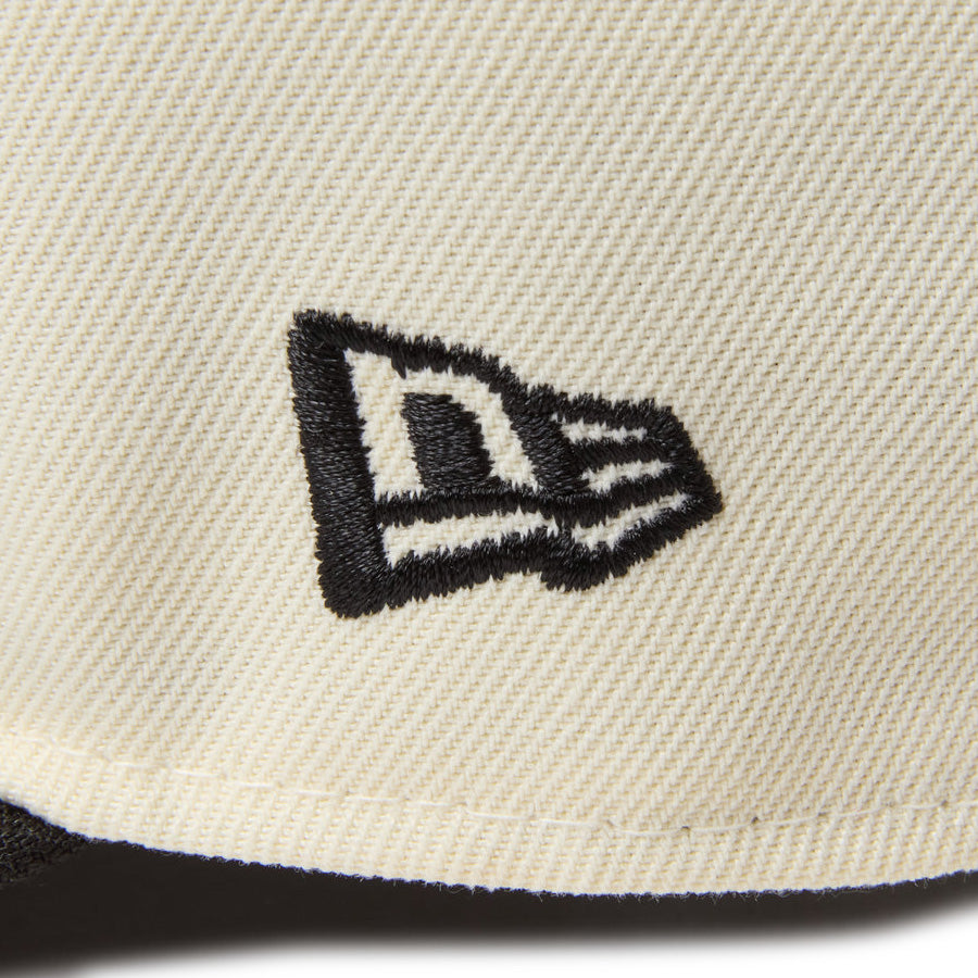9FIFTY Essential オールドイングリッシュロゴ クローム ブラックバイザー