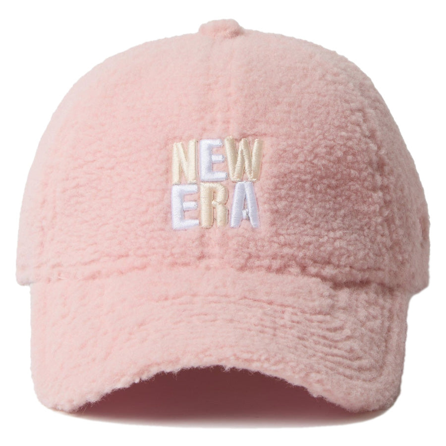 9TWENTY Bea Logo ベースボールキャップ ホワイト ボアフリース