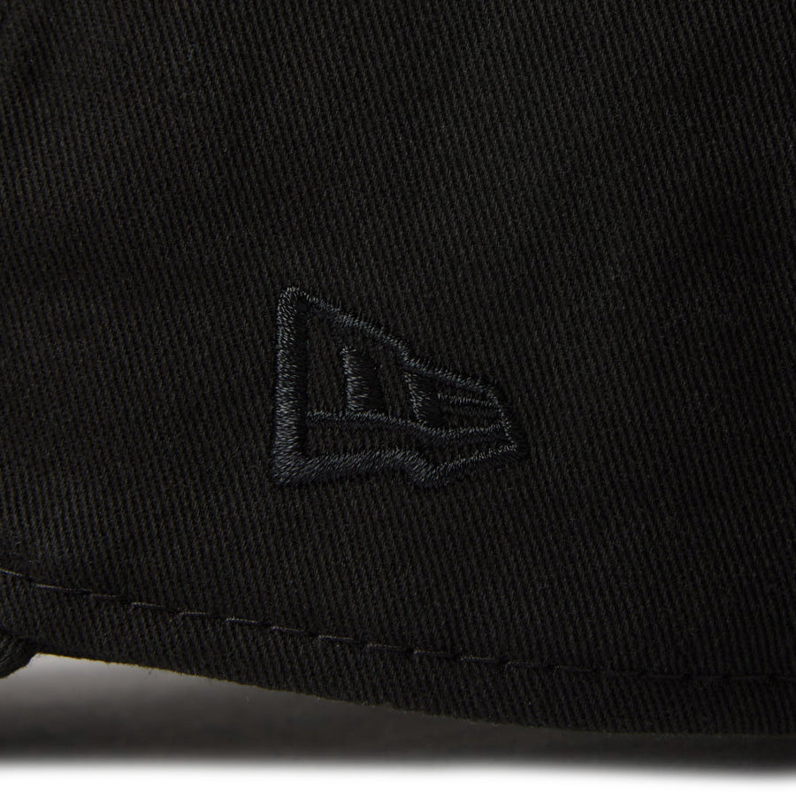 Youth 9TWENTY Flag & Wordmark ブラック