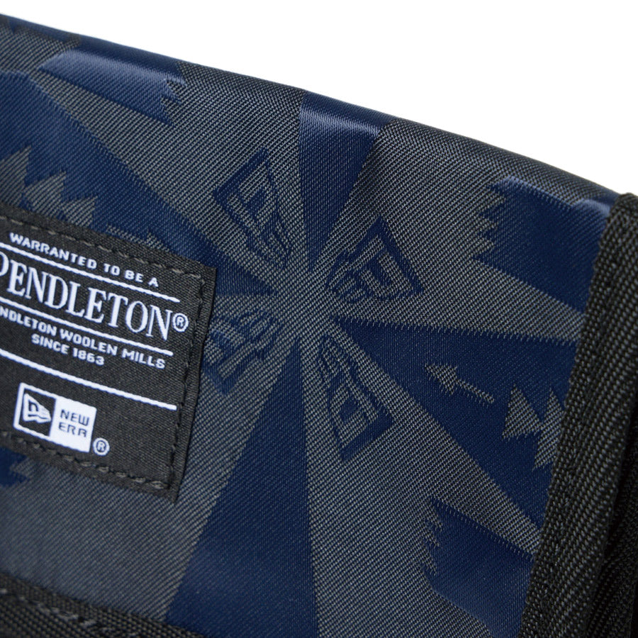 スクエア ネックポーチ 0.5L Pendleton ペンドルトン ネイビー