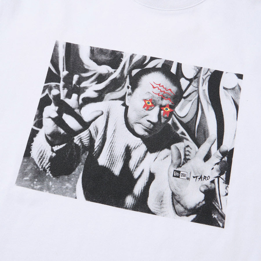 長袖 レギュラーフィット コットン Tシャツ TARO OKAMOTO 岡本太郎 フォト ホワイト