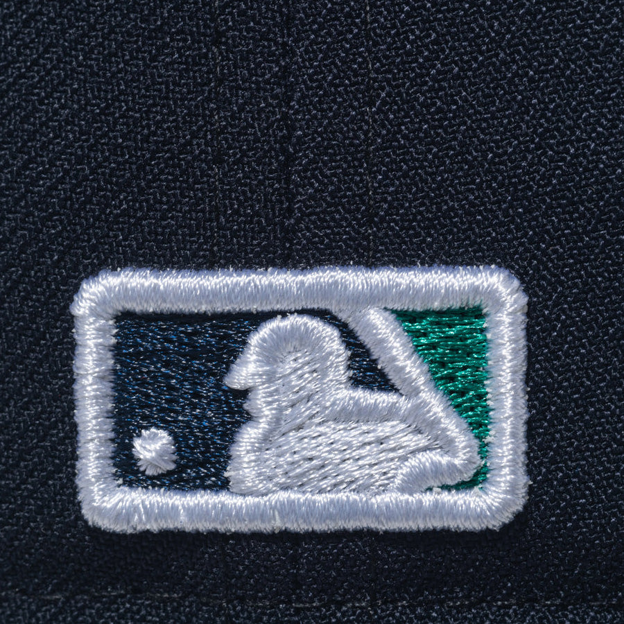 59FIFTY Hall of Fame 2025 Ichiro Suzuki シアトル・マリナーズ IC51RO ホワイト/ネイビー グリーンバイザー