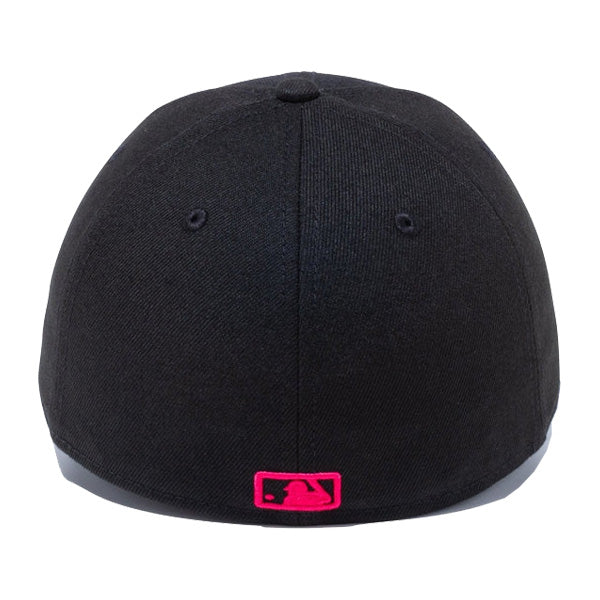 LP 59FIFTY ニューヨーク・ヤンキース ブラック × ストロベリー