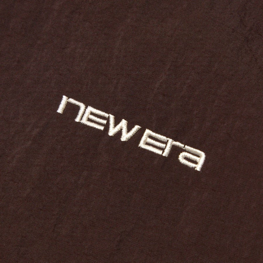 ニューエラ アパレル ジャケット NEW ERA  APPAREL ナイロン コーチジャケット バーントウッド 15129332 フロントロゴ