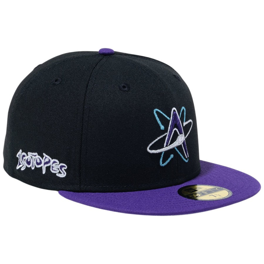ニューエラ キャップ 帽子 NEW ERA CAP 59FIFTY MiLB マイナーリーグ アルバカーキ アイソトープス ブラック パープルバイザー 15221392 左斜め前