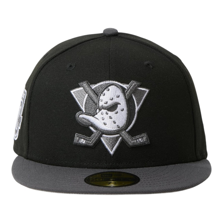 ニューエラ キャップ 帽子 NEW ERA CAP 59FIFTY NHL アナハイム ダックス ブラック/ダークグラファイトバイザー 15137396 正面