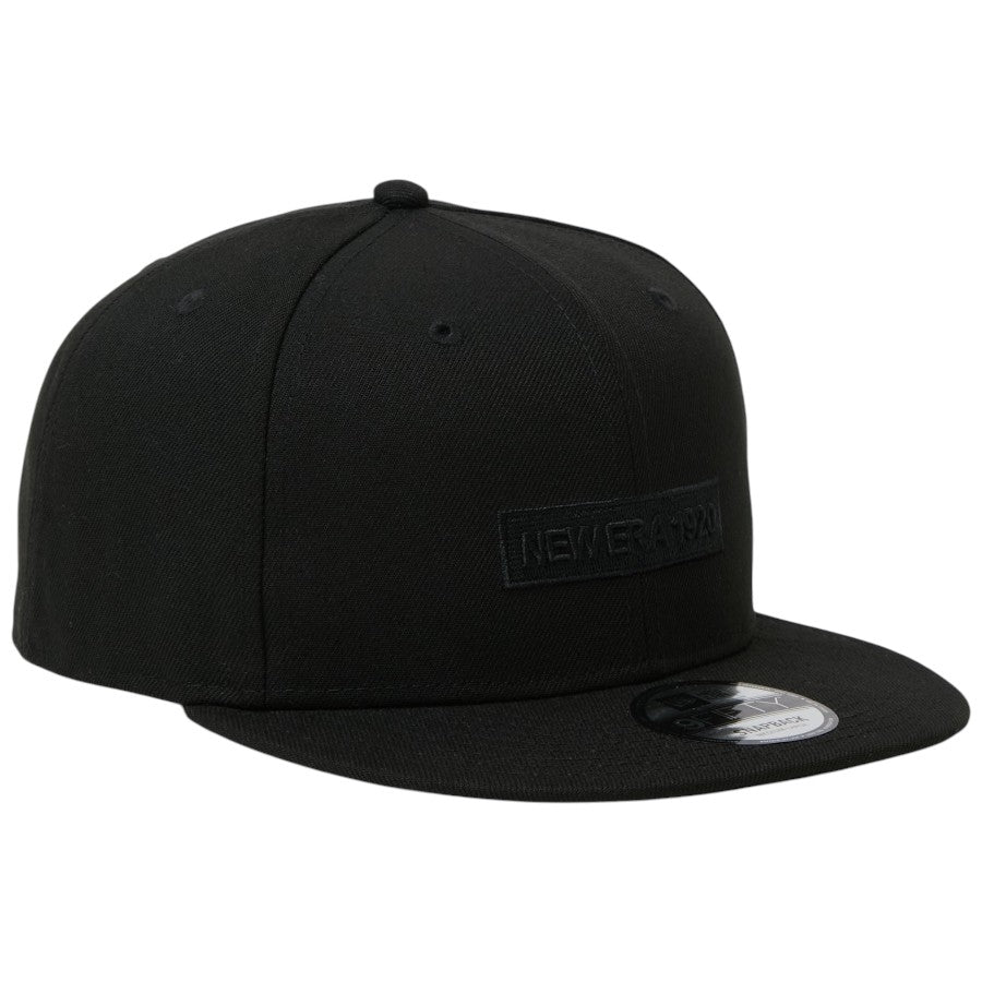 ニューエラ キャップ 帽子 NEW ERA CAP 9FIFTY Metal Flag メタルフラッグ NEW ERA 1920 ブラック/ゴールド 15137010 左斜め前