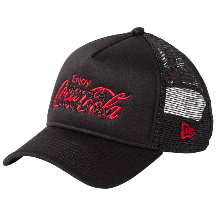 ニューエラ キャップ 帽子 NEW ERA CAP 9FORTY A-Frame トラッカー Coca-Cola designed by Kosuke Kawamura コカ･コーラ ブラック 15156434 右斜め前