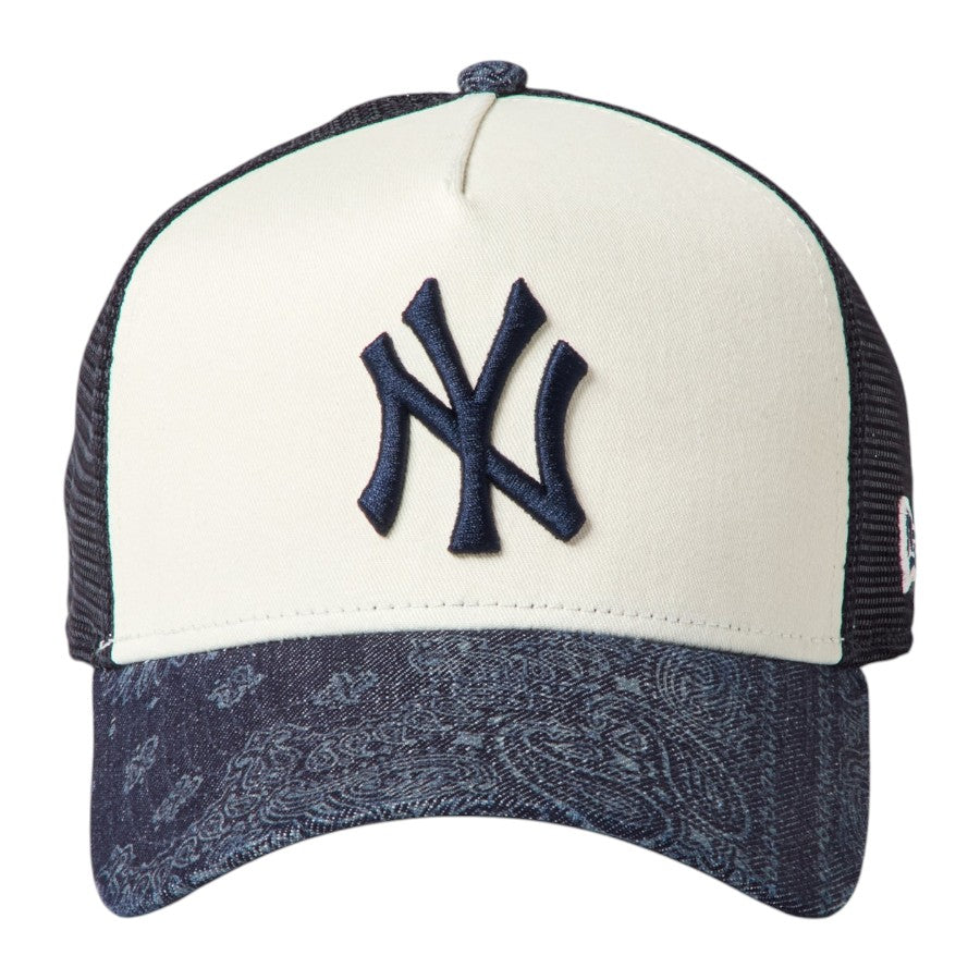 ニューエラ キャップ 帽子 NEW ERA CAP 9FORTY A-Frame トラッカー Laser Burn Out Denim デニム バンダナ柄 ニューヨーク ヤンキース クロームホワイト/デニム 15137097 正面