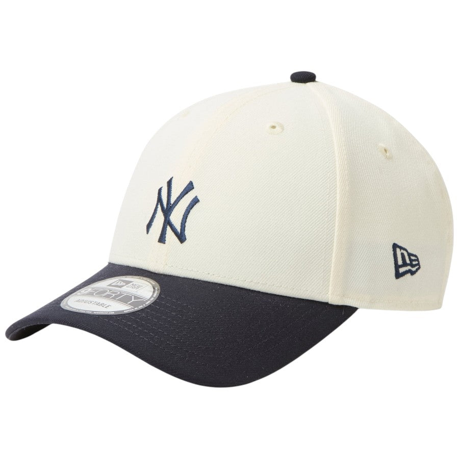 ニューエラ キャップ 帽子 NEW ERA CAP 9FORTY MLB 2-Tone ニューヨーク ヤンキース クロームホワイト ネイビー 15137071 右斜め前