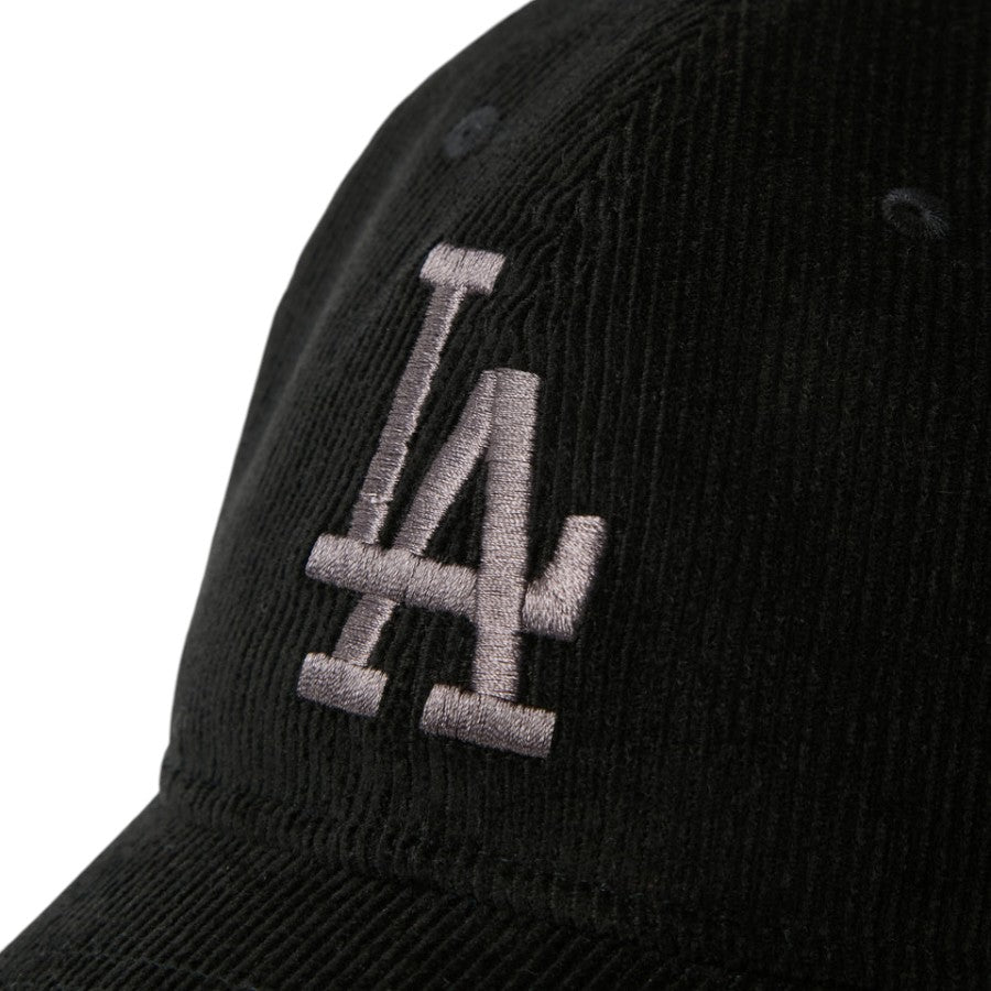 ニューエラ キャップ 帽子 NEW ERA CAP 9TWENTY Corduroy コーデュロイ ロサンゼルス ドジャース ブラック 15137271 フロントロゴ