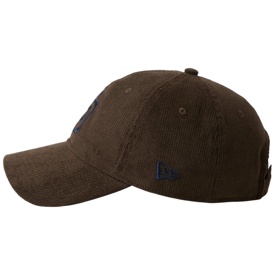 ニューエラ キャップ 帽子 NEW ERA CAP 9TWENTY Corduroy コーデュロイ サンディエゴ パドレス ウォルナット 15137219 左サイド