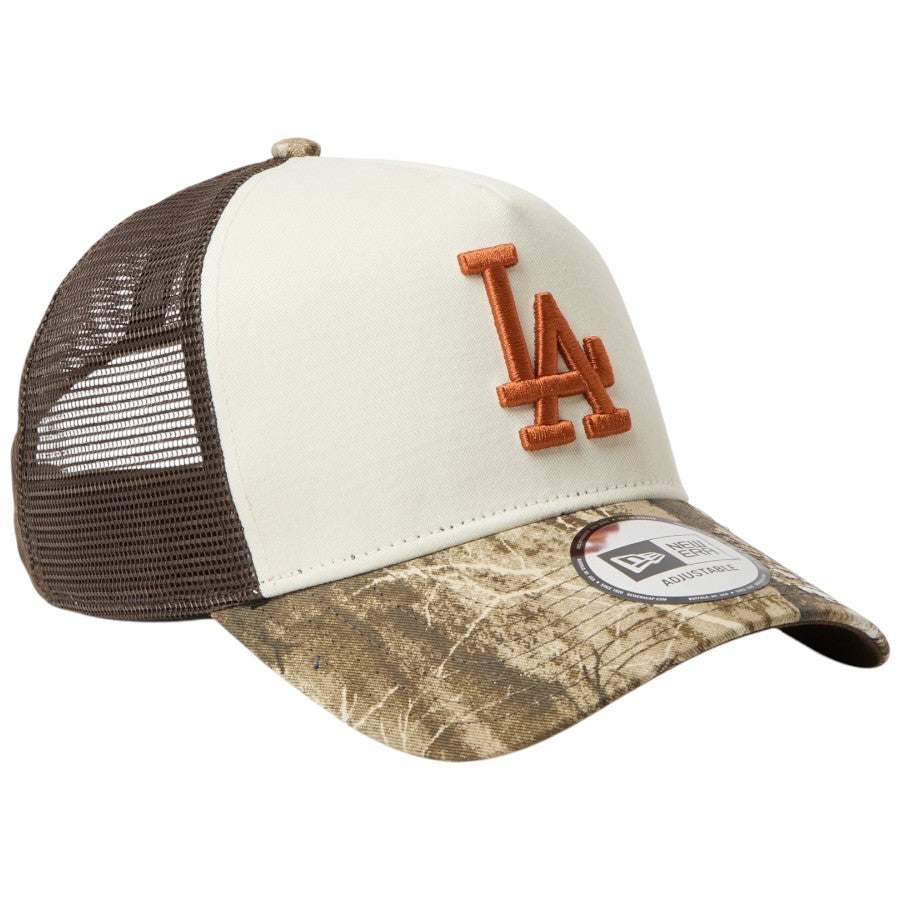 ニューエラ キャップ 帽子 NEW ERA CAP 9FORTY A-Frame トラッカー MLB Real Tree Camo ロサンゼルス ドジャース リアルツリーカモ/クロームホワイト 15137101 左斜め前
