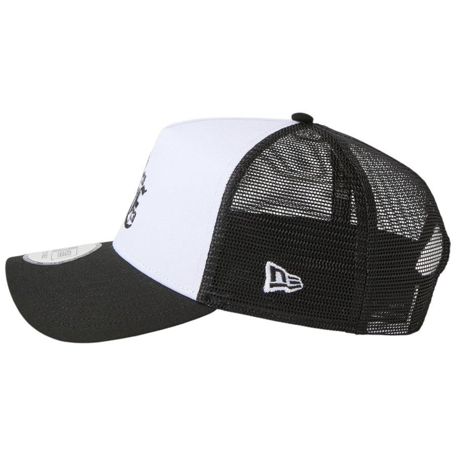 ニューエラ キャップ 帽子 NEW ERA CAP 9FORTY A-Frame トラッカー Old English オールド イングリッシュ 2-Tone ツートーン ホワイト ブラック 15137095 フラッグロゴ