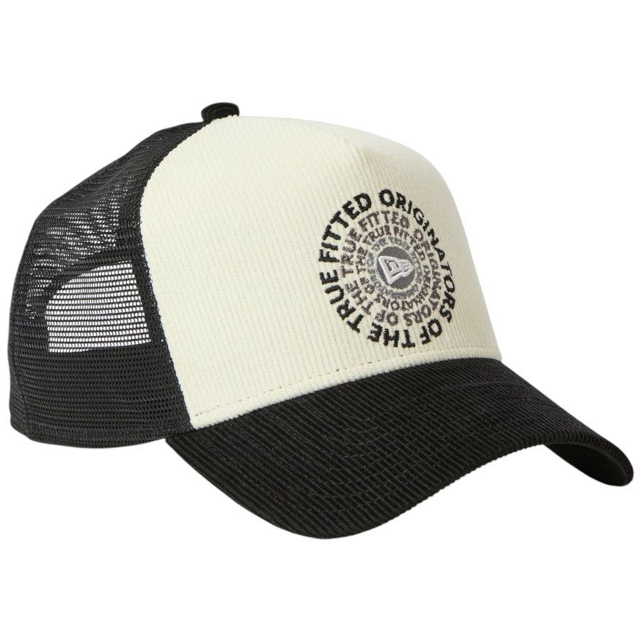 ニューエラ キャップ 帽子 NEW ERA CAP 9FORTY A-Frame トラッカー Corduroy コーデュロイ OOTTF ブラック/クローム 15137090 左斜め前