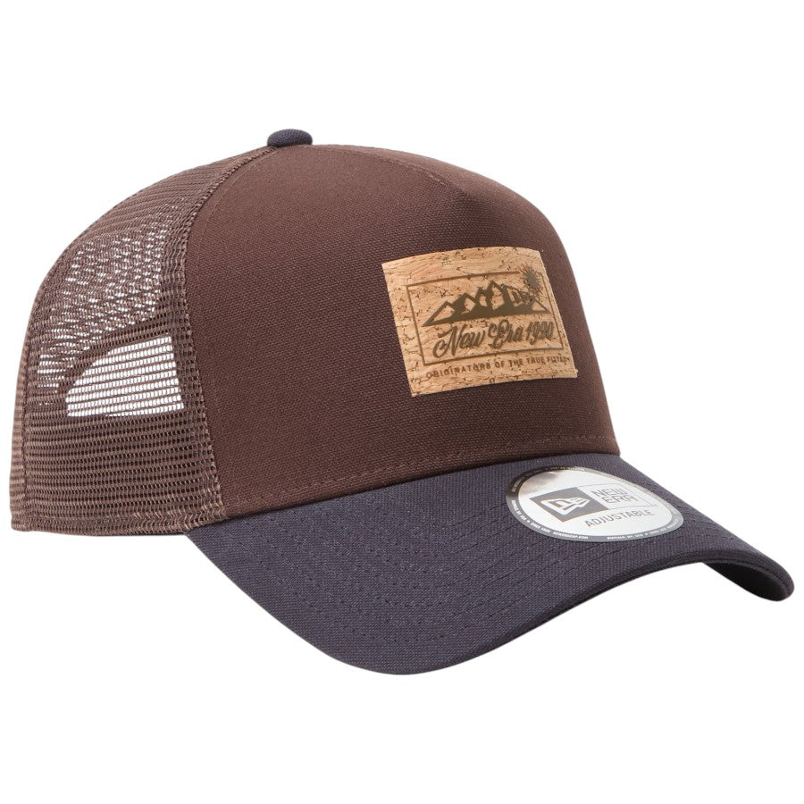 ニューエラ キャップ 帽子 NEW ERA CAP 9FORTY A-Frame トラッカー Cork Patch コルクパッチ バーントウッド/ネイビー 15125116 | アウトドア 左斜め前