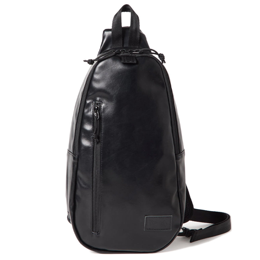 ニューエラ バッグ BAG NEW ERA ボディバッグ シンセティックレザー ブラック 15121565 正面