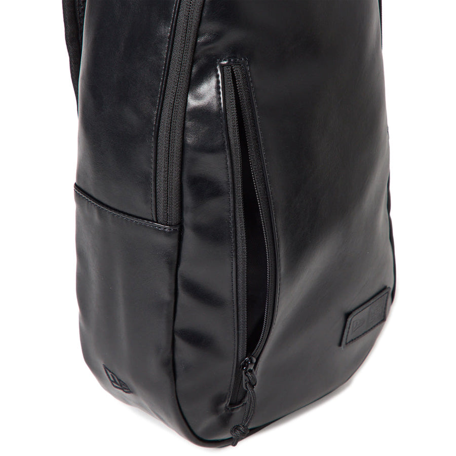 ニューエラ バッグ BAG NEW ERA ボディバッグ シンセティックレザー ブラック 15121565 フロントロゴ