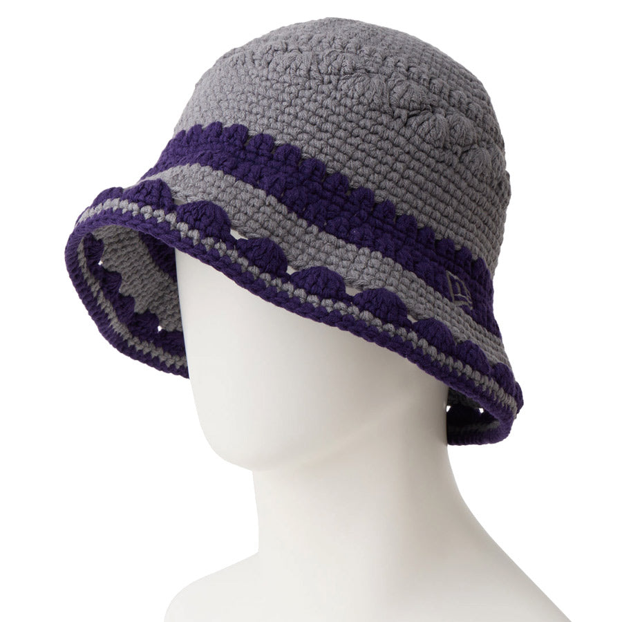 ニューエラ バケットハット バケハ NEW ERA HAT クロシェ ニットバケット ボーダー Crochet Knit Border グラファイト ダークパープル 14744711 右斜め前 マネキン