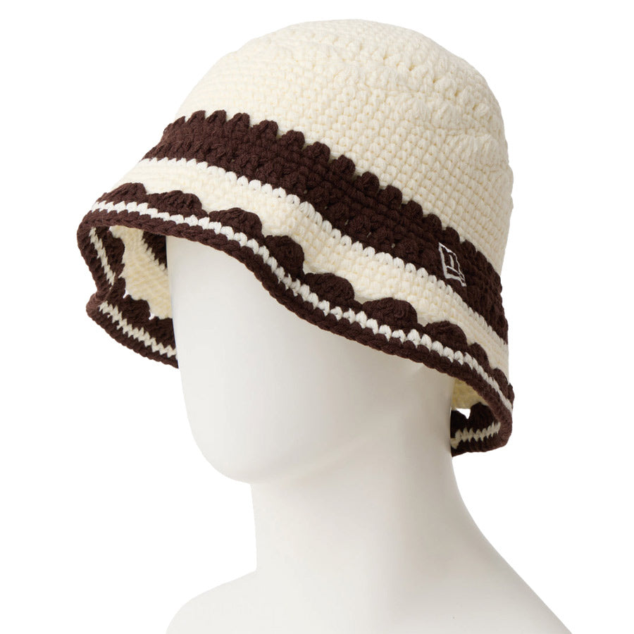 ニューエラ バケットハット バケハ NEW ERA HAT クロシェ ニットバケット ボーダー Crochet Knit Border クローム バーントウッド 14744712 右斜め前 マネキン