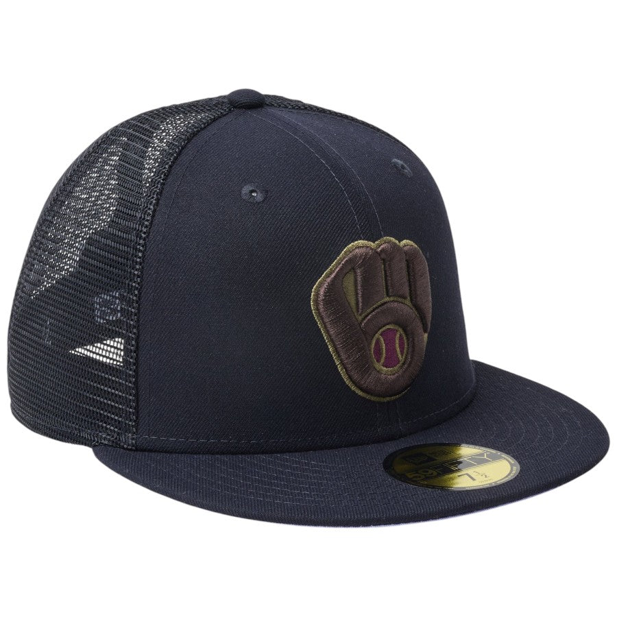 ニューエラ キャップ 帽子 NEW ERA CAP 59FIFTY トラッカー メッシュ ミルウォーキー ブリュワーズ Hydrangea ハイドレンジア ネイビー 14745131 左斜め前