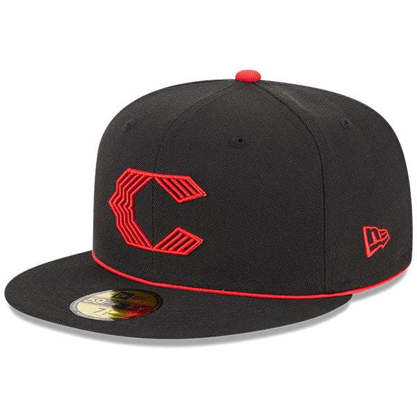 ニューエラ キャップ NEW ERA CAP 59FIFTY オンフィールド MLB City Connect シンシナティ レッズ ブラック 14521624 右斜め前