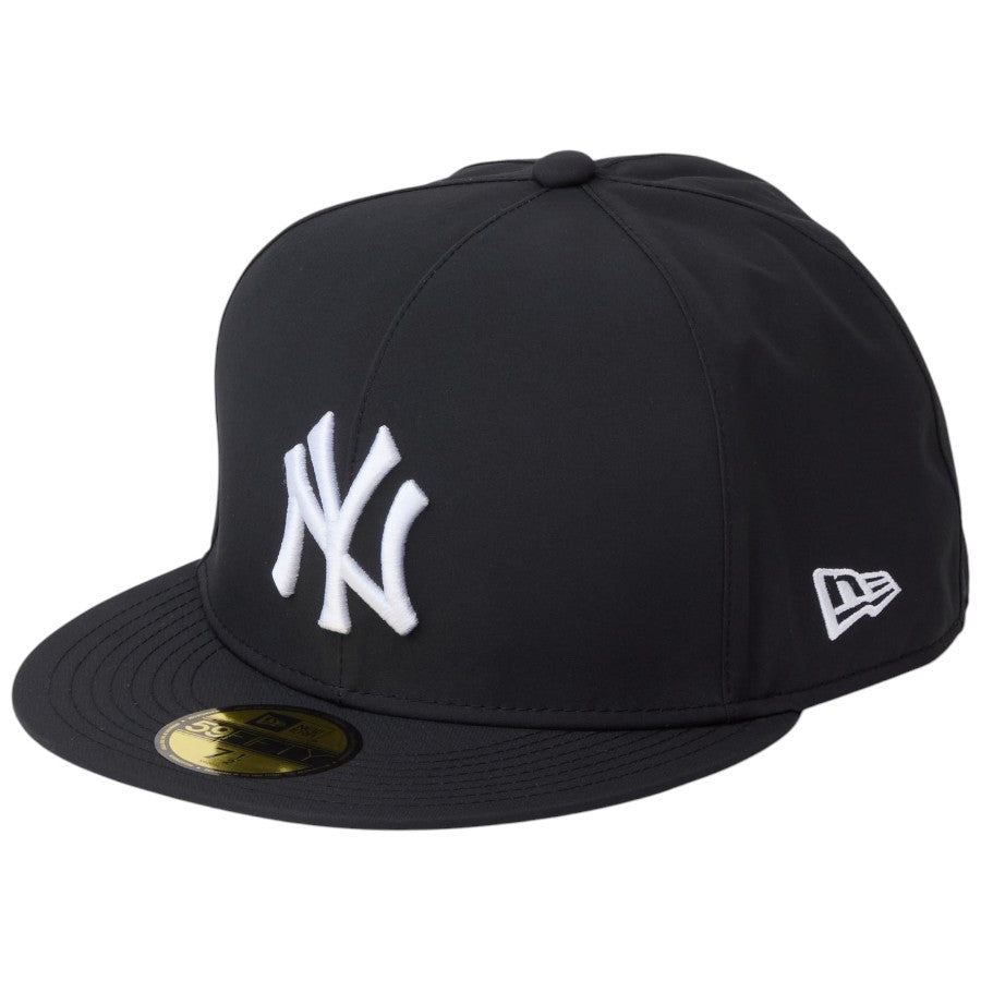 ニューエラ キャップ 帽子 NEW ERA CAP 59FIFTY GORE-TEX ゴアテックス 2L ニューヨーク ヤンキース ブラック 14774432｜アウトドア 右斜め前
