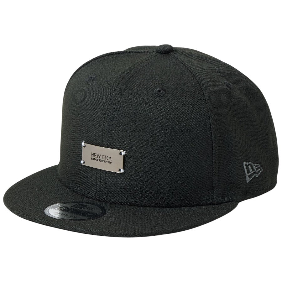 ニューエラ キャップ 帽子 NEW ERA CAP 9FIFTY Metal Plate メタルプレート ブラック/ブラック 14744814 右斜め前
